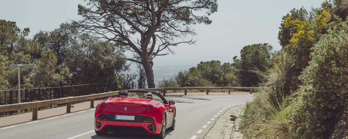 Tibidabo y Ferrari California T Tibidabo y Ferrari California T