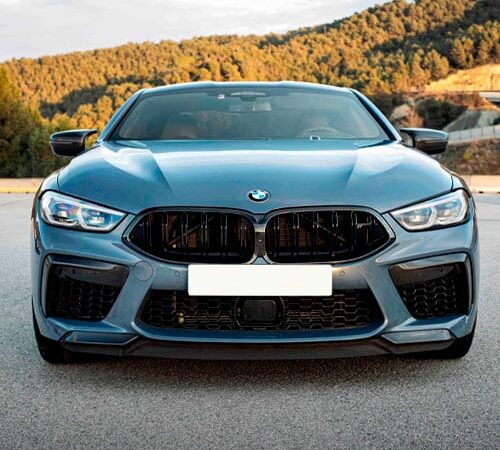 BMW-M8-de-frente BMW-M8-de-frente